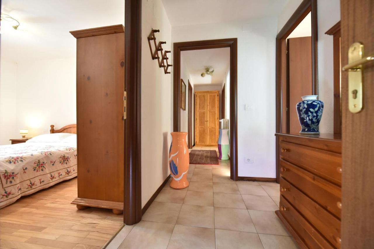 Residence Castelli ブレウイル・チェルヴィナイア エクステリア 写真