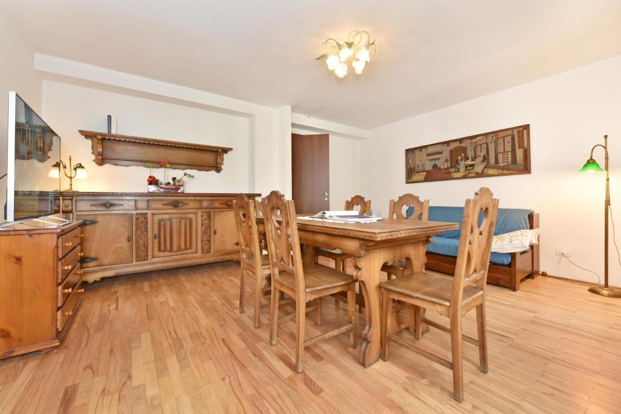 Residence Castelli ブレウイル・チェルヴィナイア エクステリア 写真